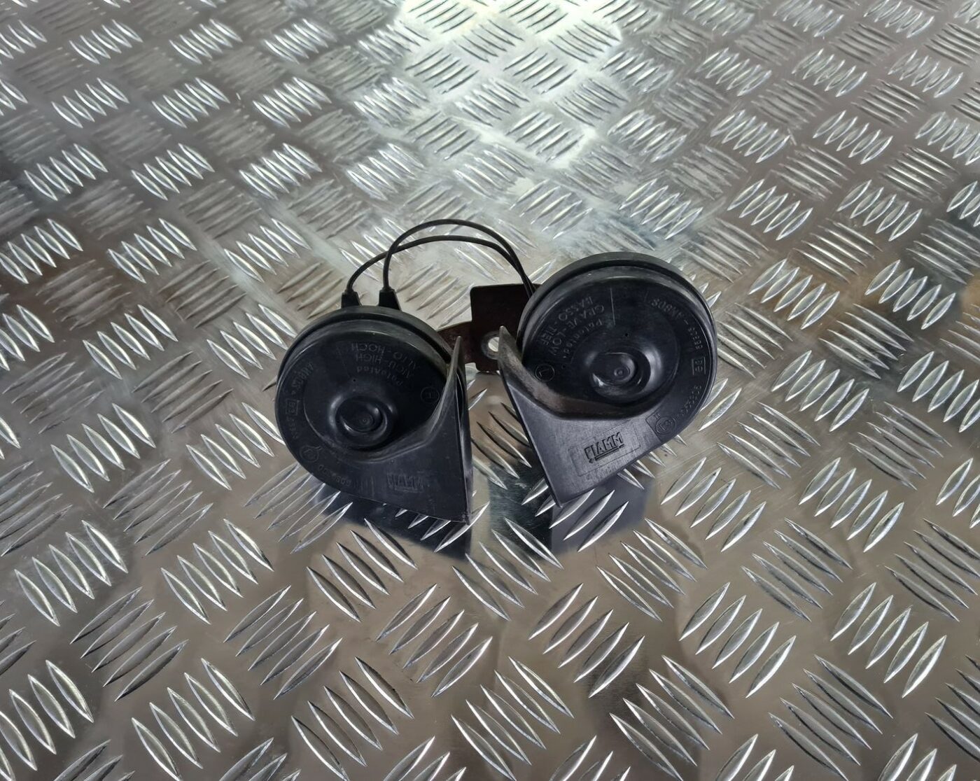 Skaņas signāls priekš FORD FOCUS C-MAX 2004