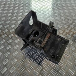 Akumulatora stiprināšanas korpuss priekš FORD FOCUS C-MAX 2004