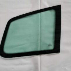 Aizmugurējais labais sānu stikls priekš FORD FOCUS C-MAX 2004