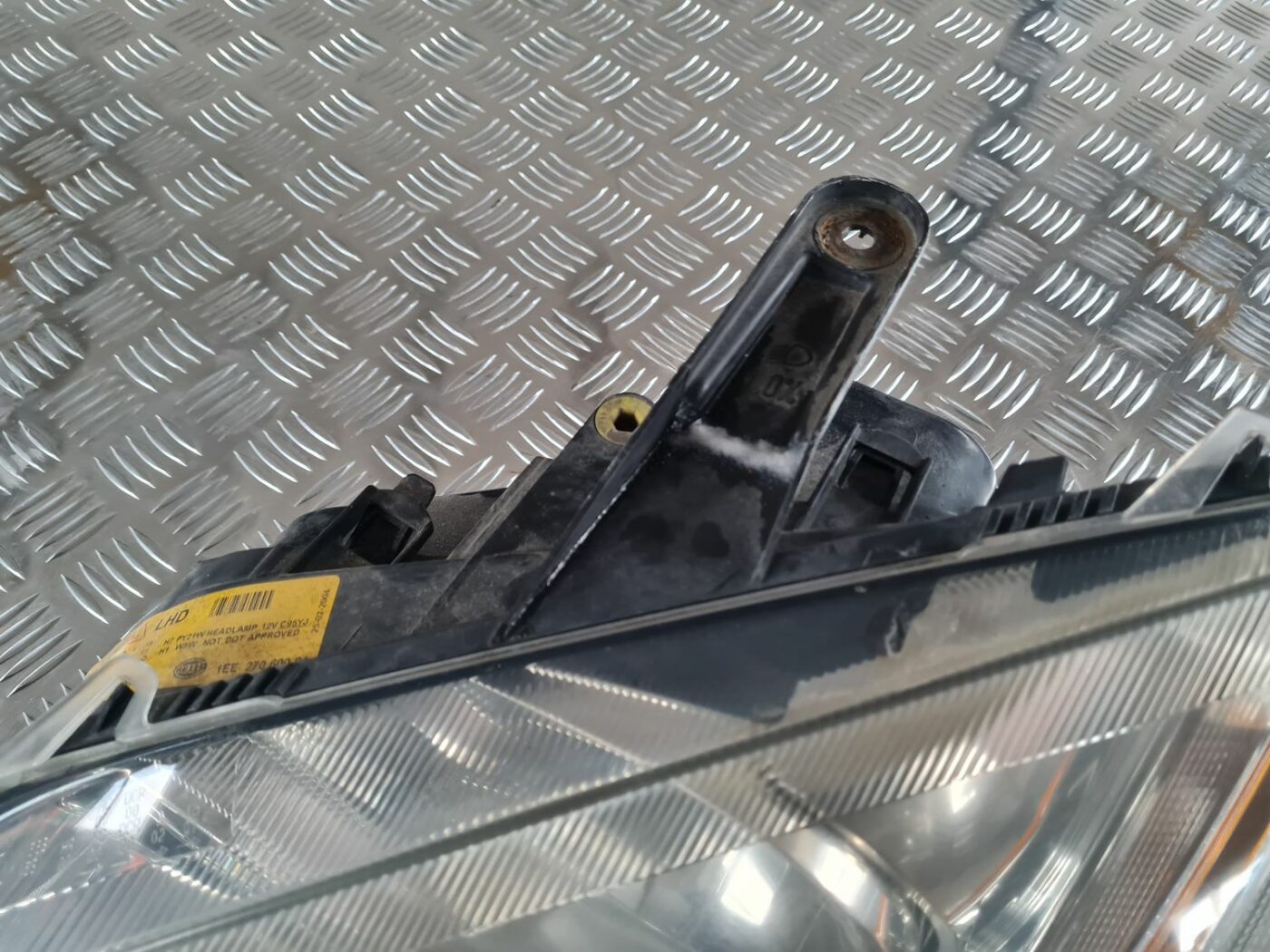 Priekšējais kreisais lukturis priekš FORD FOCUS C-MAX 2004 2 Priekšējais kreisais lukturis priekš FORD FOCUS C-MAX 2004