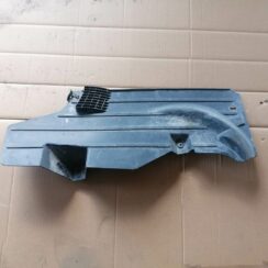 Virsbūves apakšējais aizsargs priekš VOLVO C30 2008 SILVER