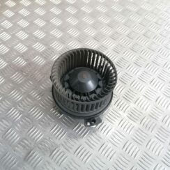 Salona ventilators priekš AUDI A4 2008 AVANT