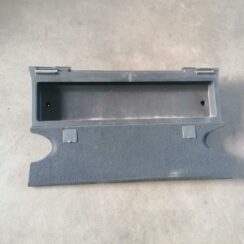 Bagāžnieka nodalījuma paliktnis priekš TOYOTA AVENSIS 2007