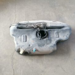 Degvielas tvertne priekš TOYOTA AVENSIS 2007