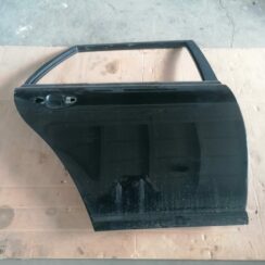 Aizmugurējās labās durvis priekš TOYOTA AVENSIS 2007