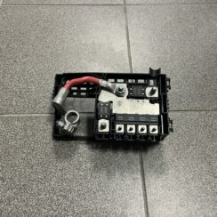 Drošinātāju bloks priekš OPEL INSIGNIA SPORTS TOURER 2013