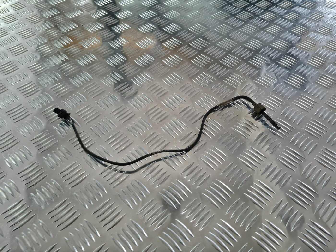 Izplūdes gāzu temperatūras devējs priekš MERCEDES BENZ ML320 2006 SILVER