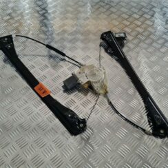 Stikla pacelšanas mehānisms priekšējais labais priekš MERCEDES BENZ ML320 2006 SILVER