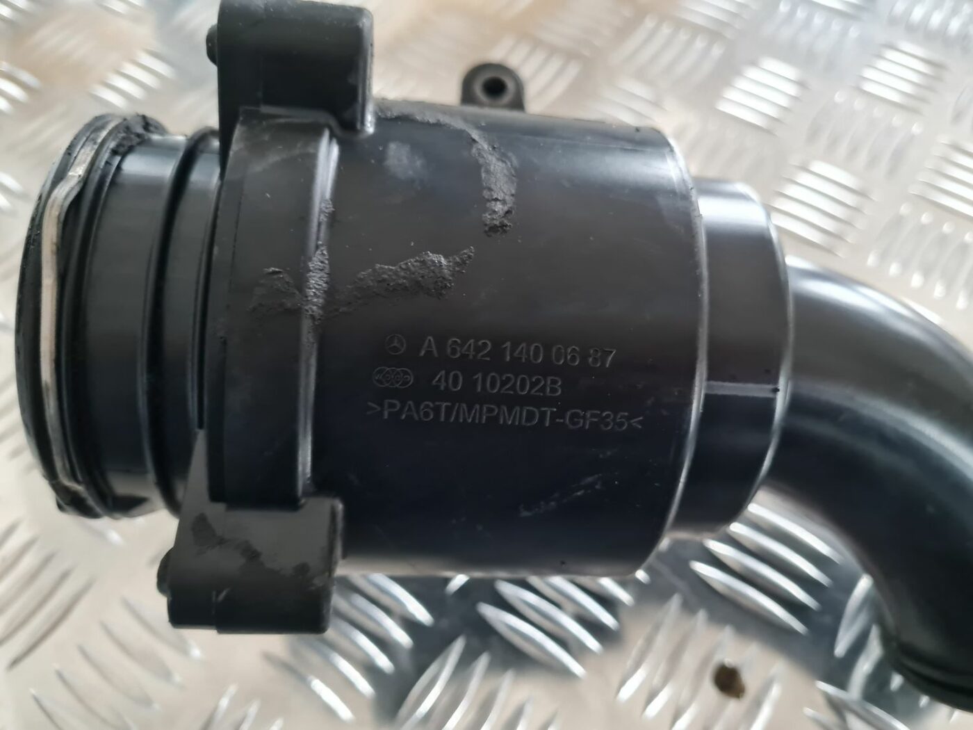 Interkulera caurule priekš MERCEDES BENZ ML320 2006 SILVER 3 Interkulera caurule priekš MERCEDES BENZ ML320 2006 SILVER