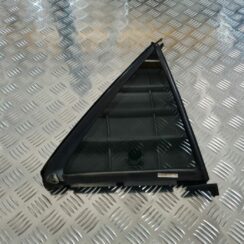 Kreiso durvju stūra stikls priekš MERCEDES BENZ ML320 2006 SILVER