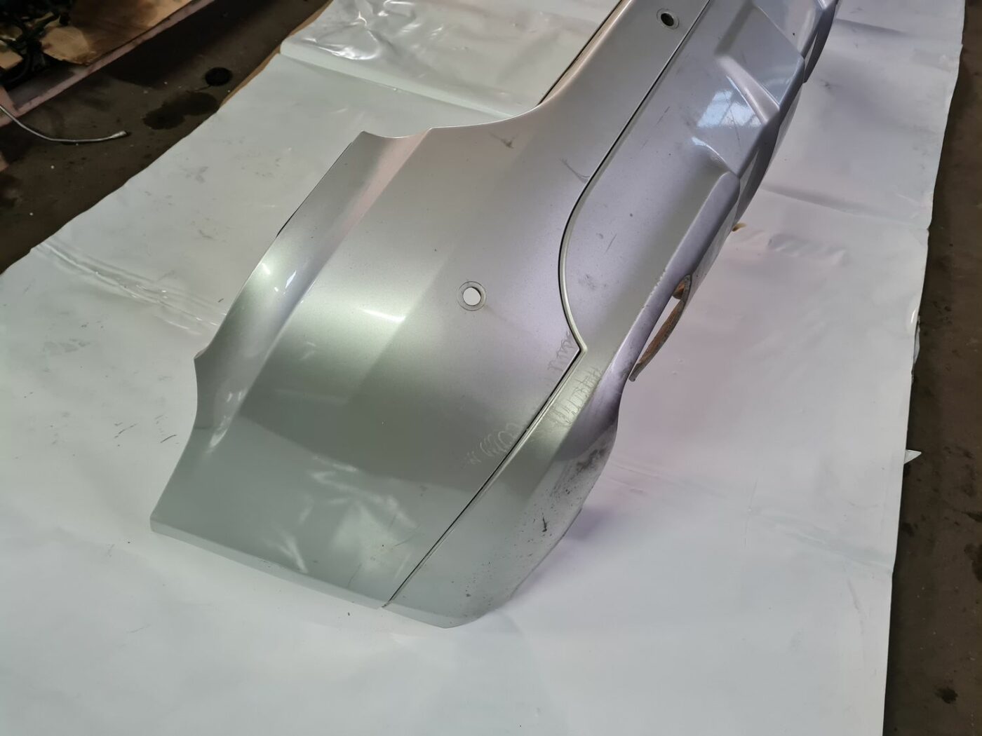 Aizmugures buferis priekš MERCEDES BENZ ML320 2006 SILVER