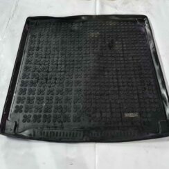 Bagāžnieka nodalījuma paklājs priekš MERCEDES BENZ ML320 2006 SILVER
