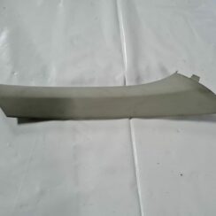 Priekšējas salona statnes apdare priekš MERCEDES BENZ ML320 2006 SILVER