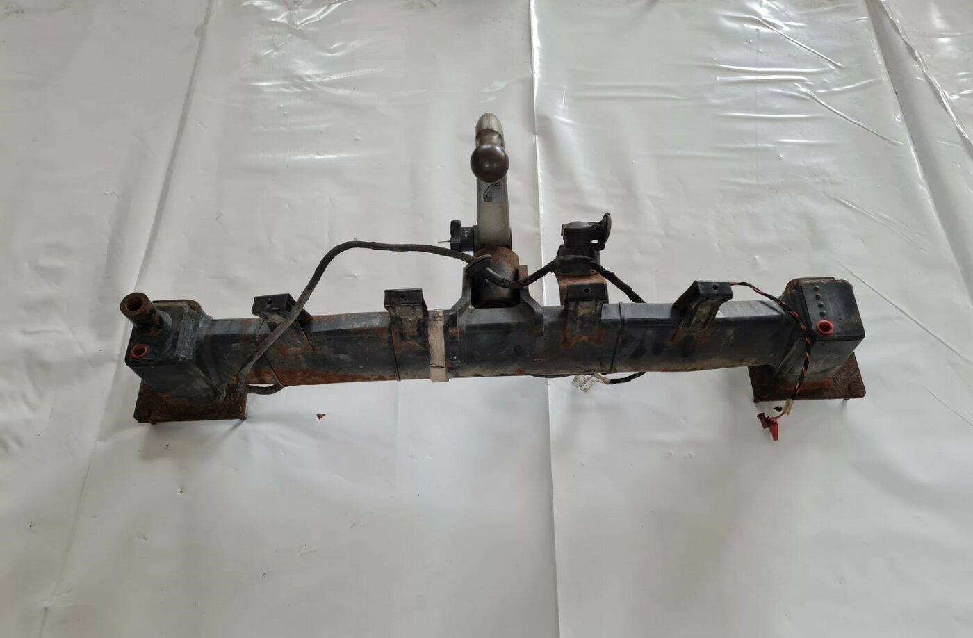 Sakabes ierīce (farkops) priekš MERCEDES BENZ ML320 2006 SILVER 1 Sakabes ierīce (farkops) priekš MERCEDES BENZ ML320 2006 SILVER