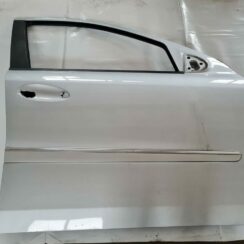 Priekšējās labās durvis priekš MERCEDES BENZ ML320 2006 SILVER