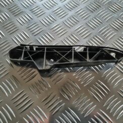 Aizmugurēja bufera kronšteins priekš TOYOTA COROLLA VERSO 2003