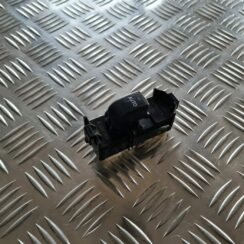 Stikla pacelšanas poga priekš TOYOTA COROLLA VERSO 2003