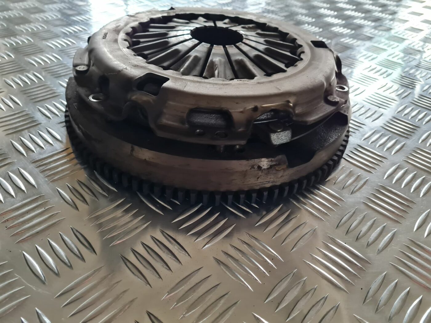 Sajūga komplekts priekš TOYOTA COROLLA VERSO 2003 6 Sajūga komplekts priekš TOYOTA COROLLA VERSO 2003