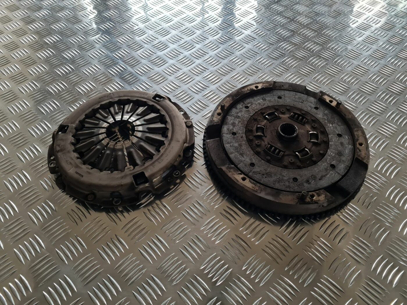 Sajūga komplekts priekš TOYOTA COROLLA VERSO 2003 5 Sajūga komplekts priekš TOYOTA COROLLA VERSO 2003