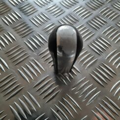 Pārnesumu pārslēgšanas kloķa uzgalis priekš TOYOTA COROLLA VERSO 2003