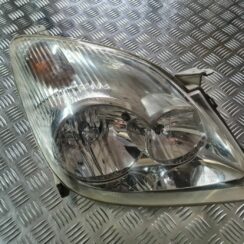 Priekšējais labais lukturis priekš TOYOTA COROLLA VERSO 2003