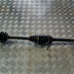 Pusass priekšēja labā priekš TOYOTA COROLLA VERSO 2003