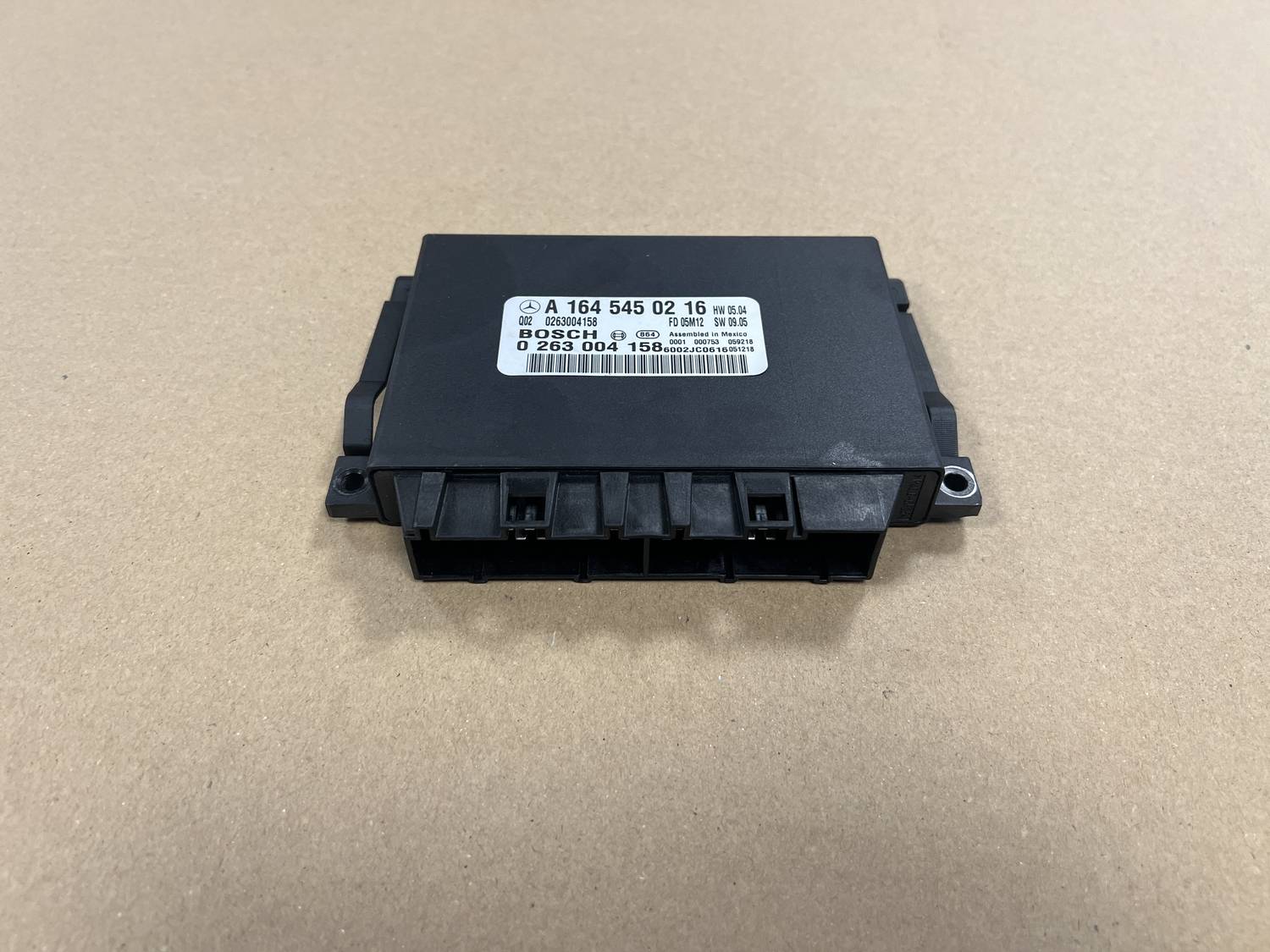 Parkošanās devēju vadības bloks priekš MERCEDES BENZ ML320 2006 SILVER 1 Parkošanās devēju vadības bloks priekš MERCEDES BENZ ML320 2006 SILVER