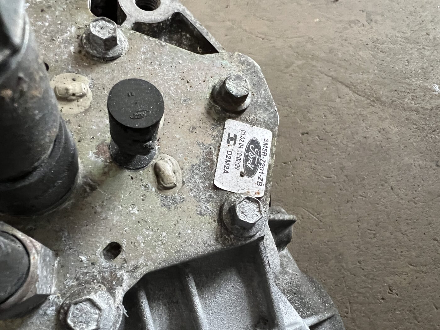 Mehāniska pārnesumkārba priekš FORD FOCUS C-MAX 2004 4 Mehāniska pārnesumkārba priekš FORD FOCUS C-MAX 2004