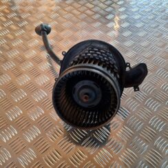 Salona ventilators priekš VOLVO V70 2002 ASHGOLD