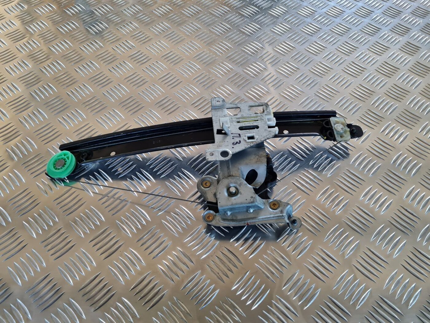 Stikla pacelšanas mehānisms aizmugurējais labais priekš VOLVO V70 2002 ASHGOLD