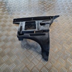 Aizmugurējā spārna un bufera stiprinājums priekš VOLVO V70 2002 ASHGOLD