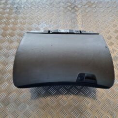 Mantu glabāšanas nodalījums pasažiera pusē priekš VOLVO V70 2002 ASHGOLD