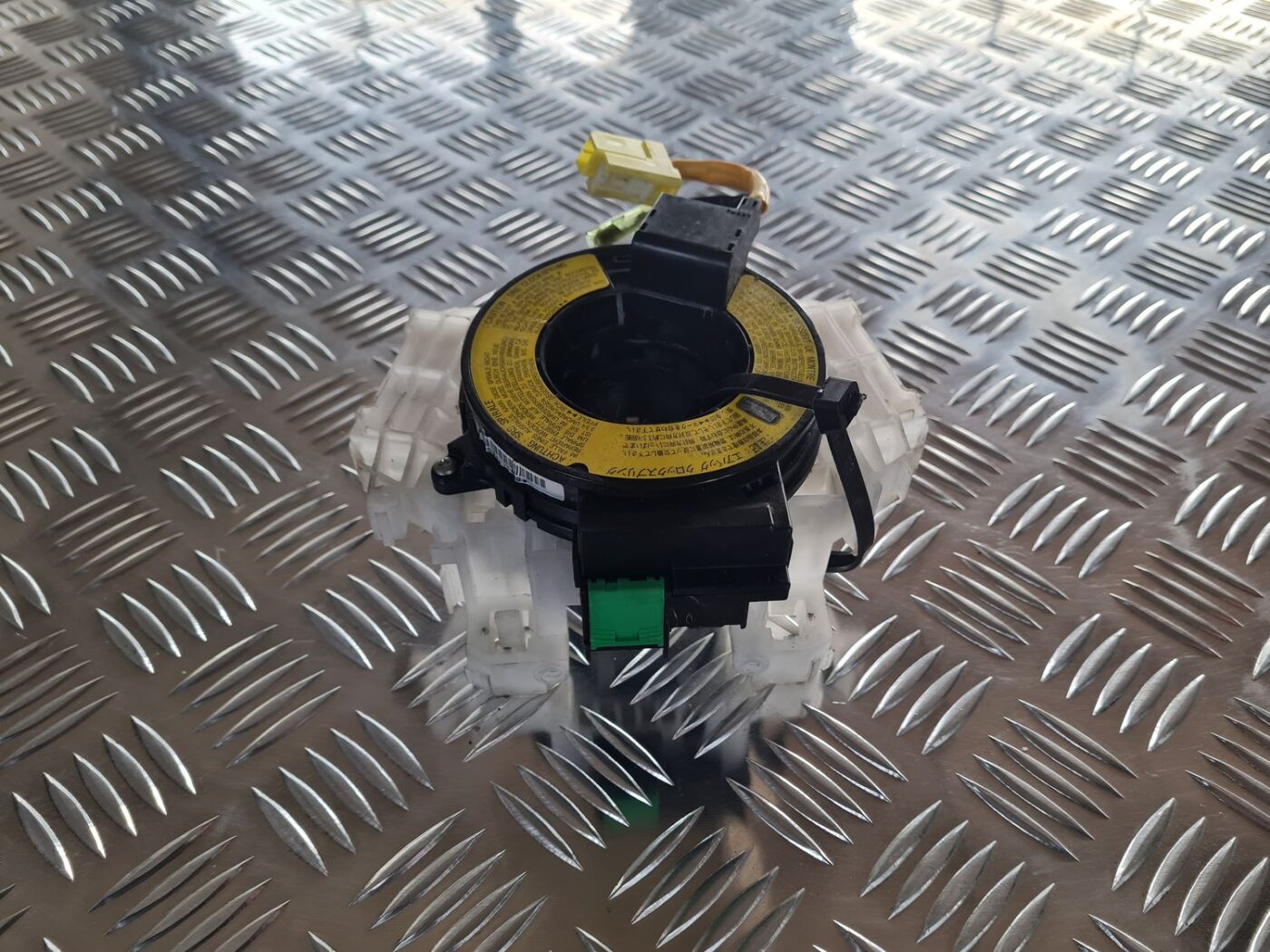 Drošības spilvena slīdgredzens priekš MITSUBISHI LANCER 2006 2 Drošības spilvena slīdgredzens priekš MITSUBISHI LANCER 2006