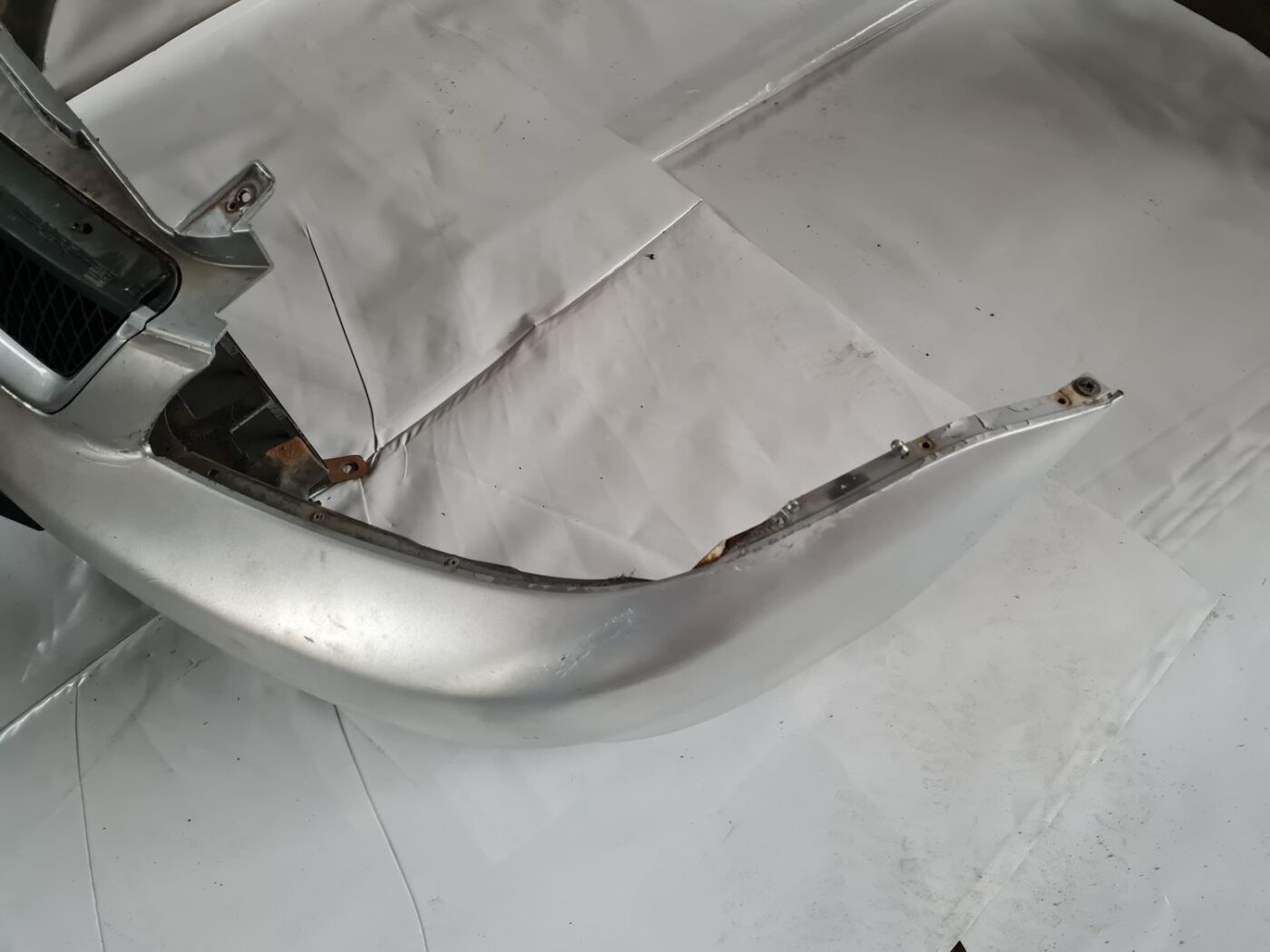 Priekšējais buferis priekš MITSUBISHI LANCER 2006