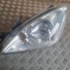 Priekšējais kreisais lukturis priekš MITSUBISHI LANCER 2006