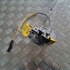 Aizmugurējo kreiso durvju slēdzene priekš VOLVO V70 2003 SILVER