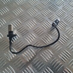 Kloķvārpstas devējs priekš VOLVO V70 2003 SILVER