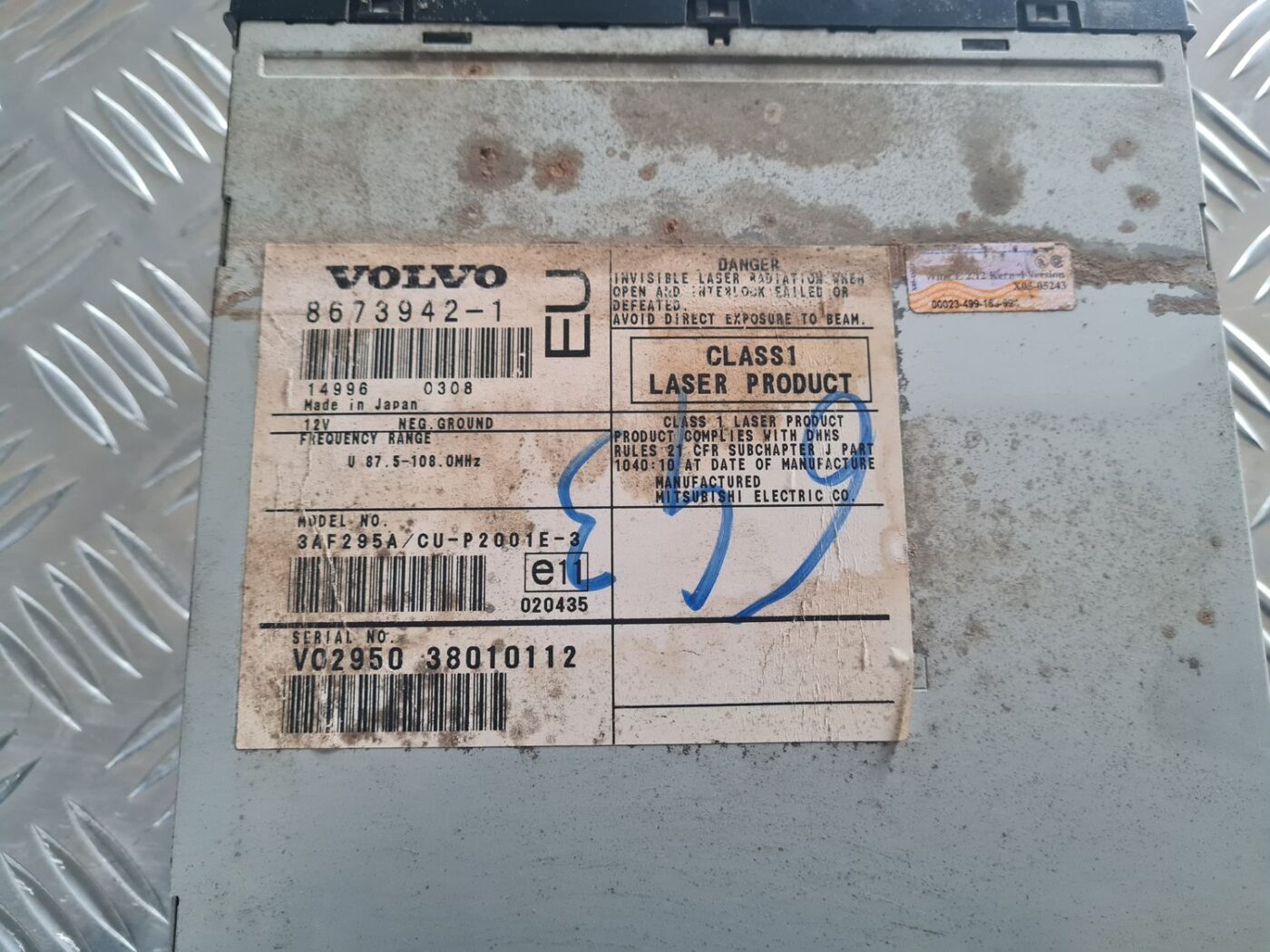 CD/DVD/Navigācijas bloks priekš VOLVO V70 2003 SILVER 3 CD/DVD/Navigācijas bloks priekš VOLVO V70 2003 SILVER