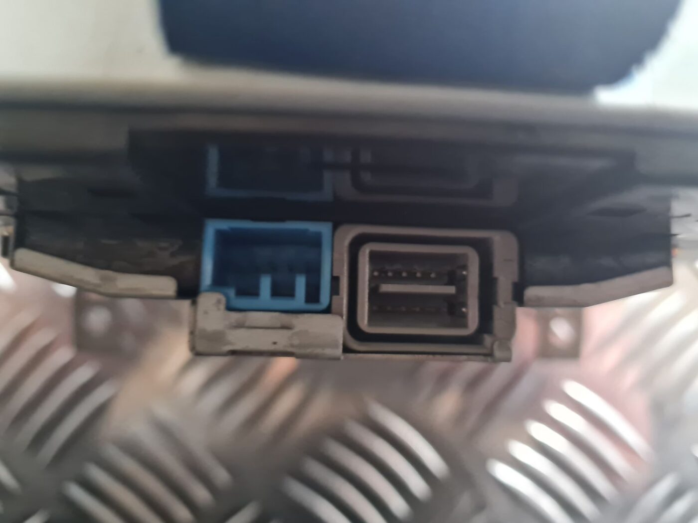 Displejs priekš VOLVO V70 2003 SILVER