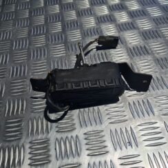 Priekšēja luktura tīrīšanas mehānisms priekš VOLVO V70 2003 SILVER