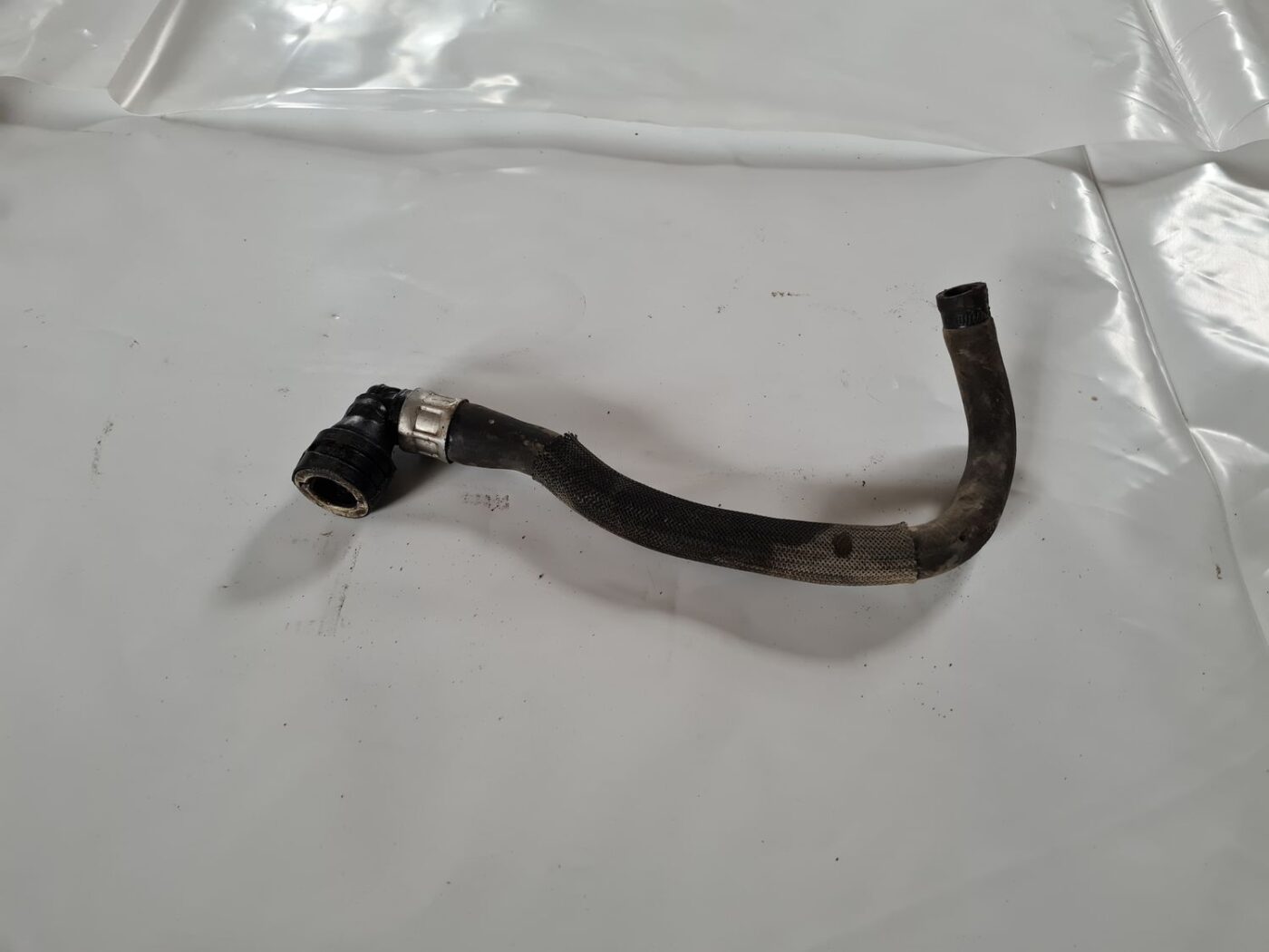 Dzesēšanas caurule priekš VOLVO V70 2003 SILVER