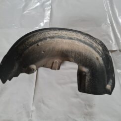 Aizmugurējais kreisais paspārns priekš VOLVO V70 2003 SILVER