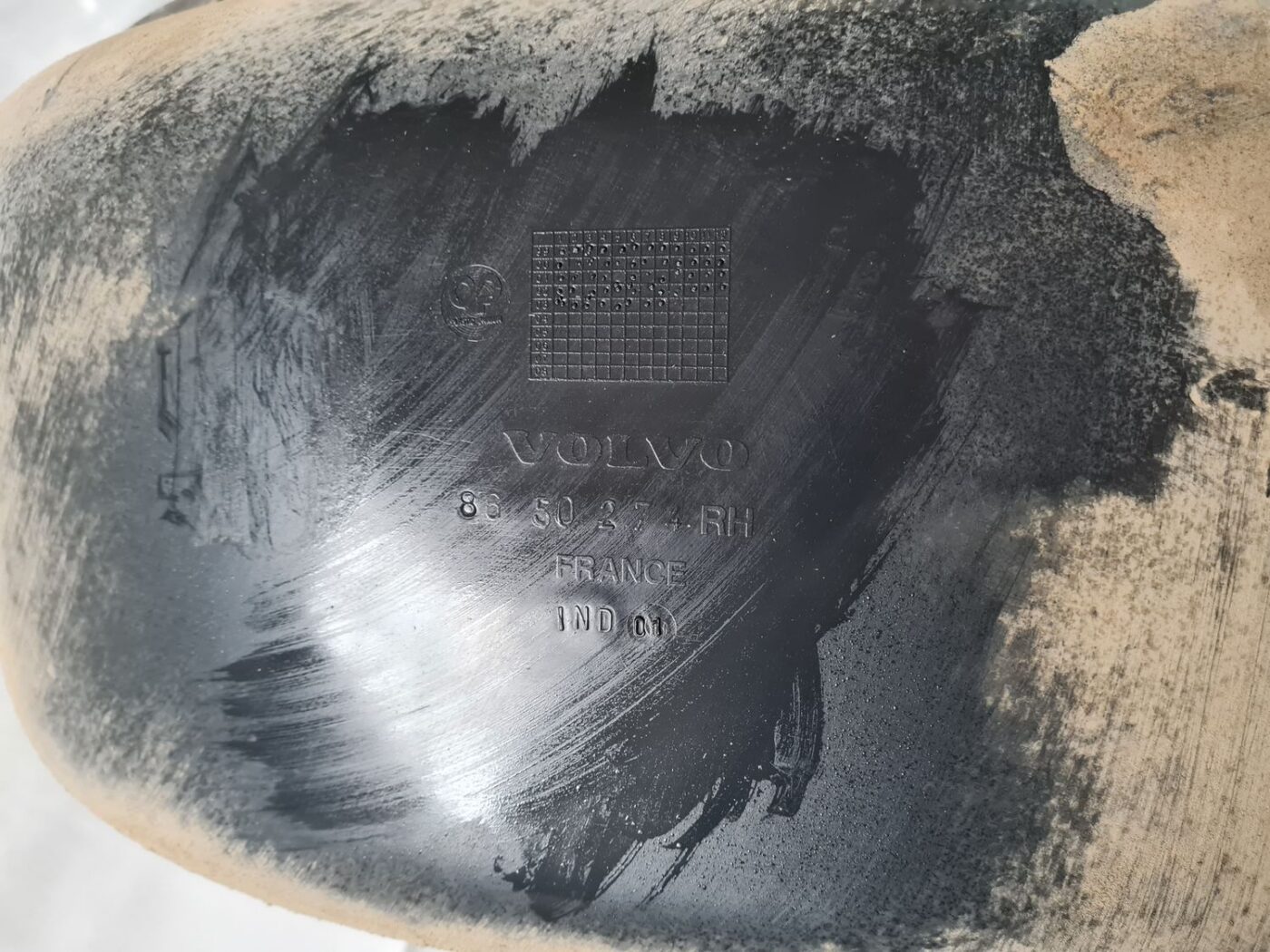 Aizmugurējais labais paspārns priekš VOLVO V70 2003 SILVER 2 Aizmugurējais labais paspārns priekš VOLVO V70 2003 SILVER