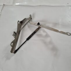 Pārsega eņģe, pa labi priekš VOLVO V70 2003 SILVER