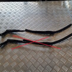 Vējstikla slotu turētājs priekš VW PASSAT 2004 UNIVERSAL GREY