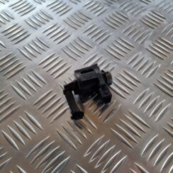 Solenoīda vakuuma vārsts priekš VW PASSAT 2004 UNIVERSAL GREY