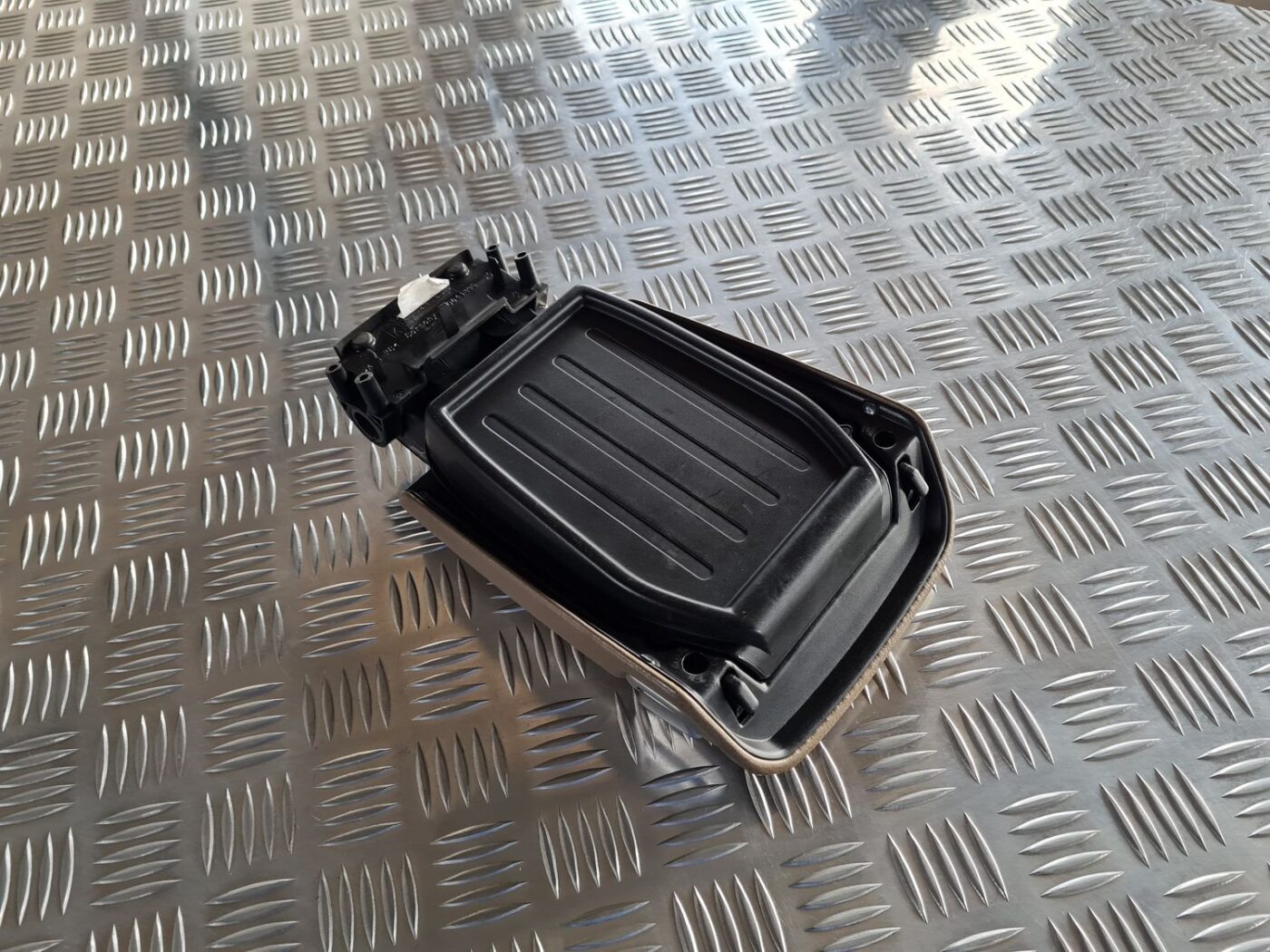 Roku balsts priekš VOLVO S60 2008 4 Roku balsts priekš VOLVO S60 2008