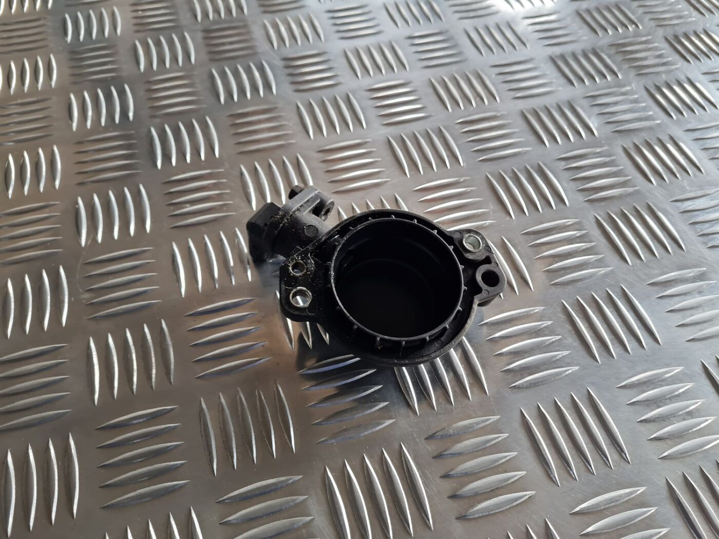 Sadales vārpstas devējs priekš VOLVO S60 2008 3 Sadales vārpstas devējs priekš VOLVO S60 2008