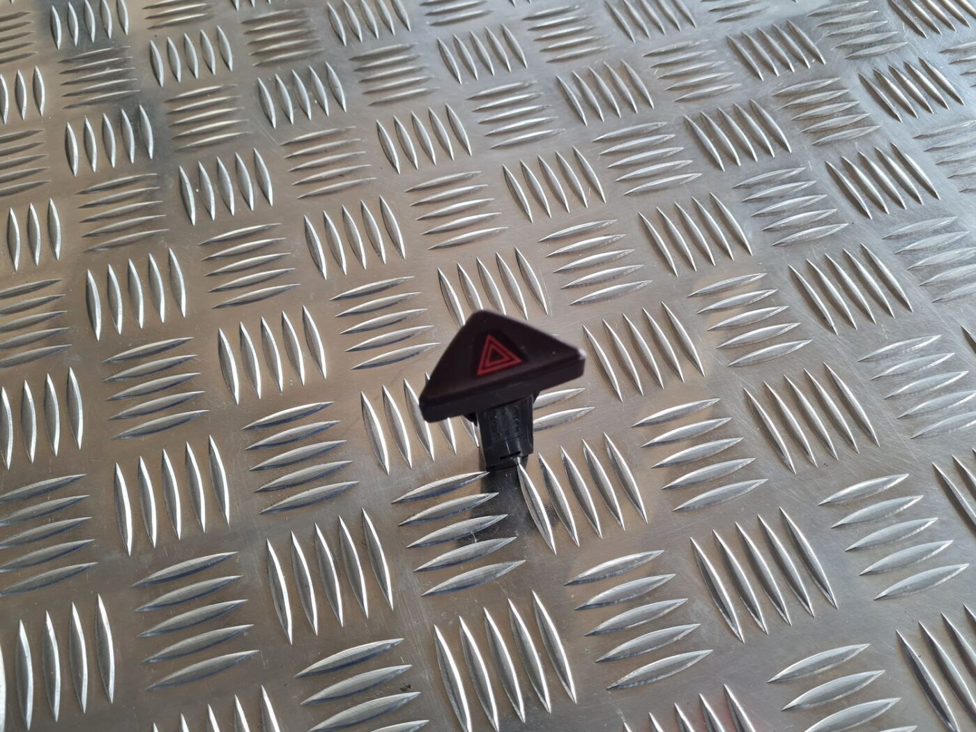 Trauksmes poga priekš VOLVO S60 2008