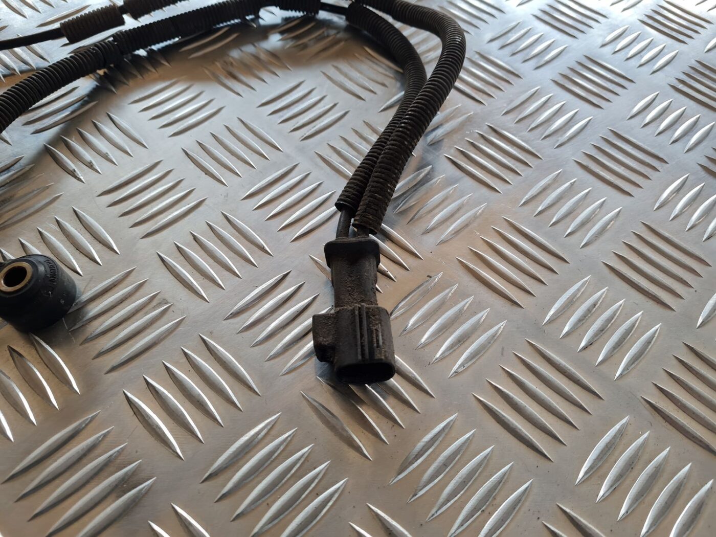 Detonācijas dēvējs priekš VOLVO S60 2008 2 Detonācijas dēvējs priekš VOLVO S60 2008